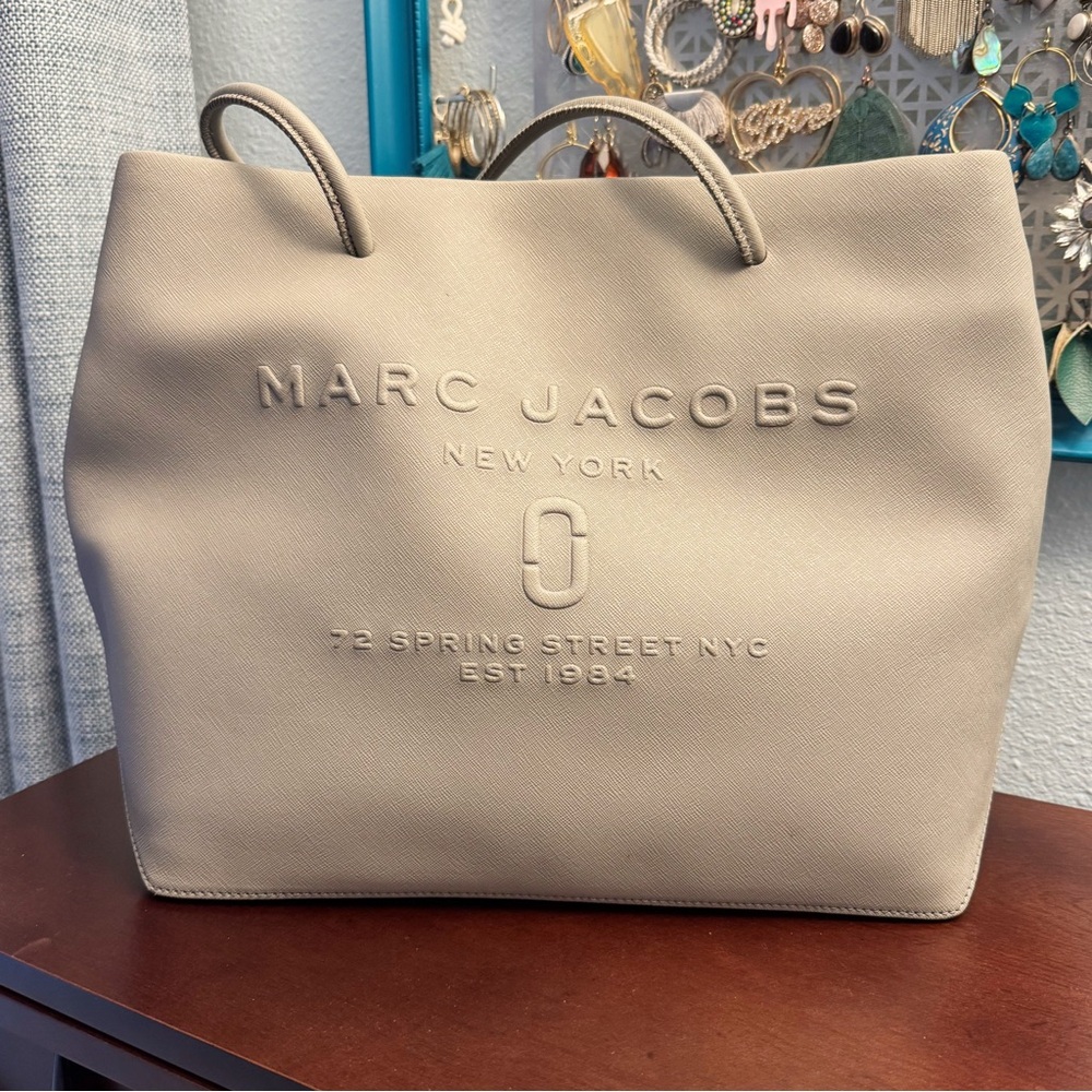 Marc Jacobs Gray Leather Tote Bag
